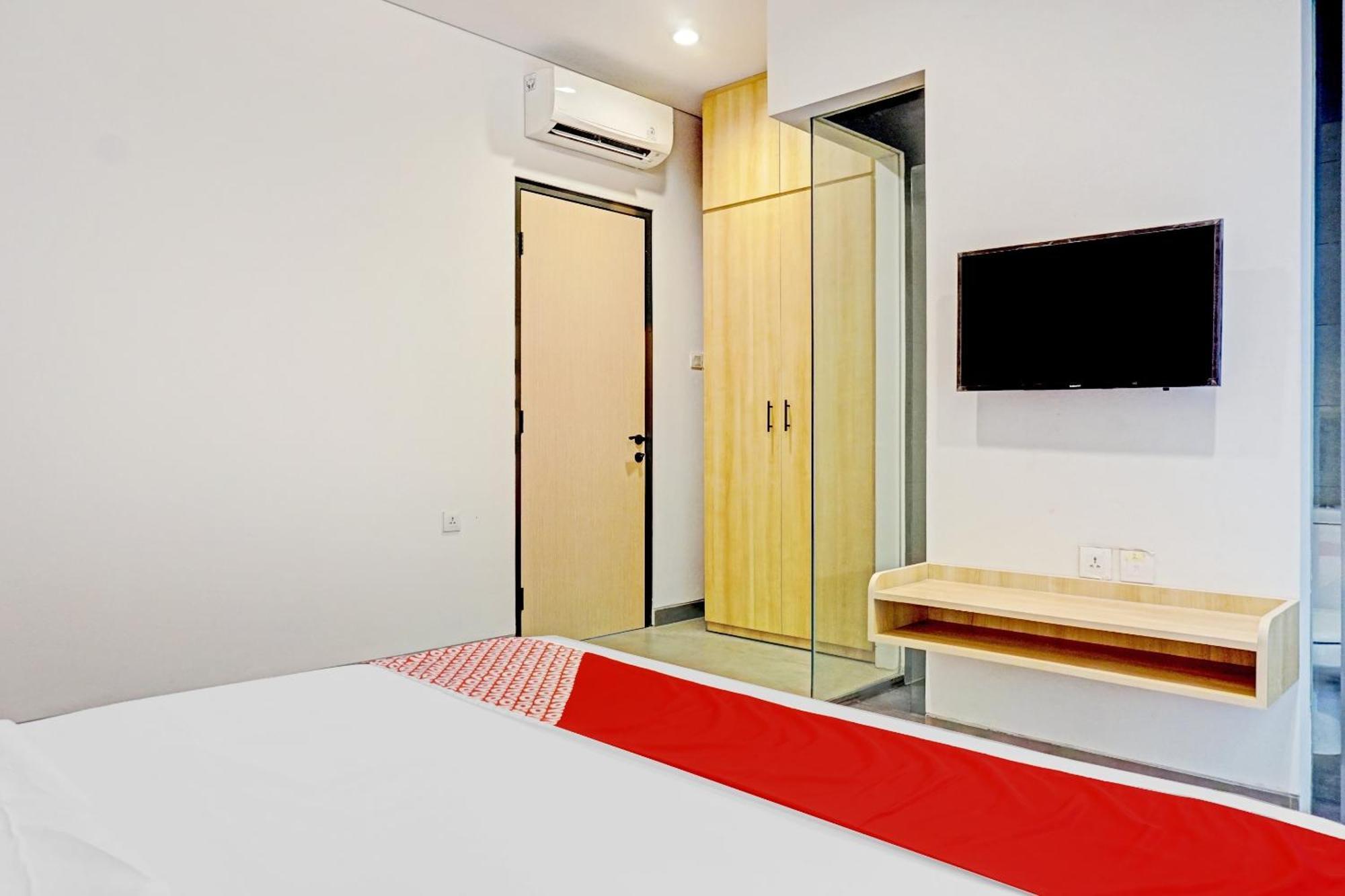 OYO 90635 Tango Juliet Residence Jakarta Exterior foto